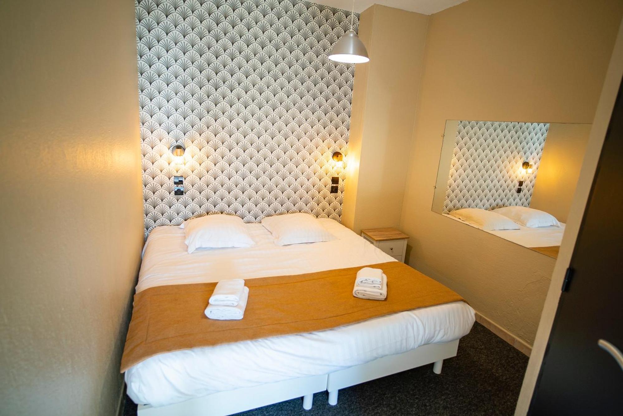 Hotel De La Mer Hyères Екстериор снимка