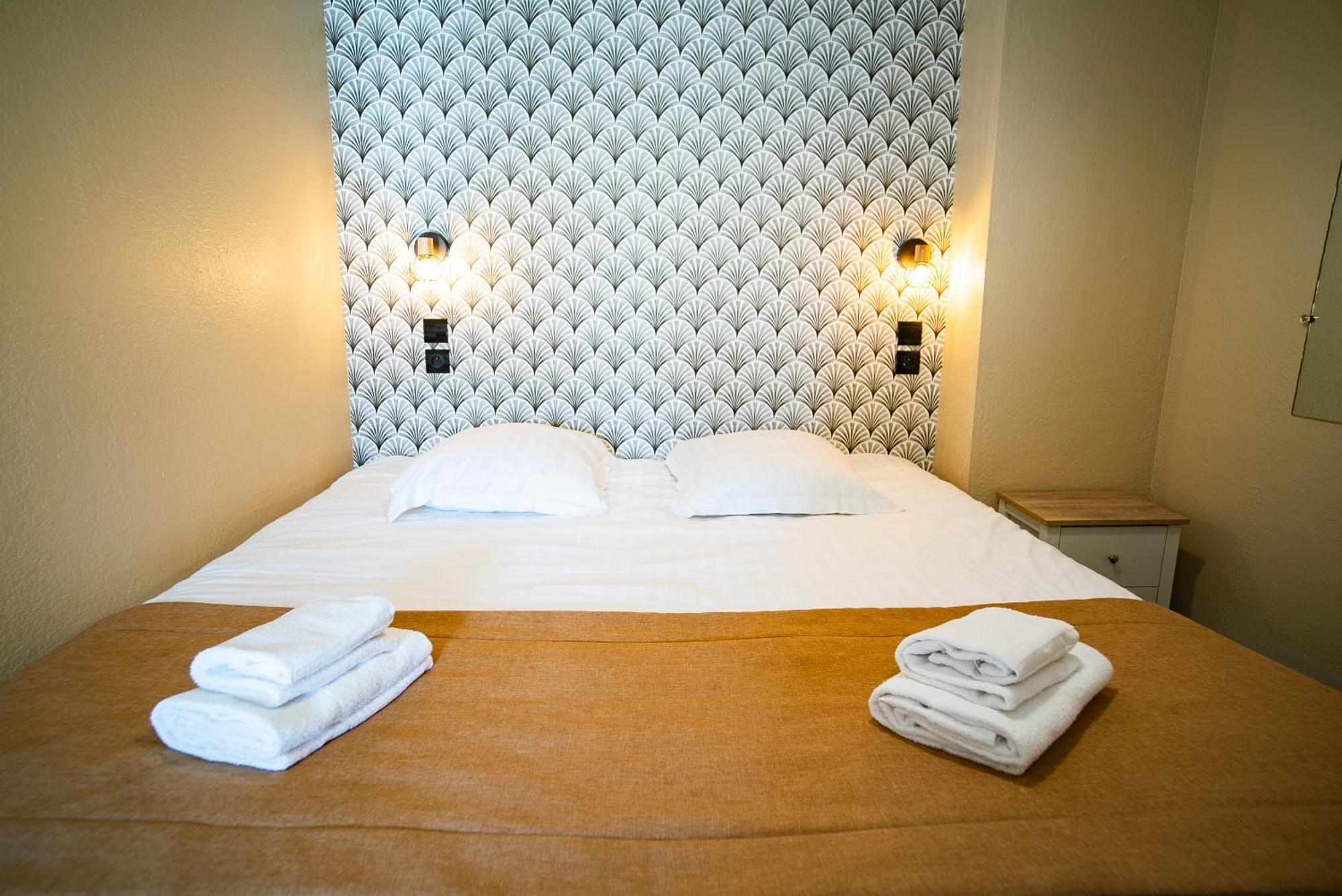 Hotel De La Mer Hyères Екстериор снимка