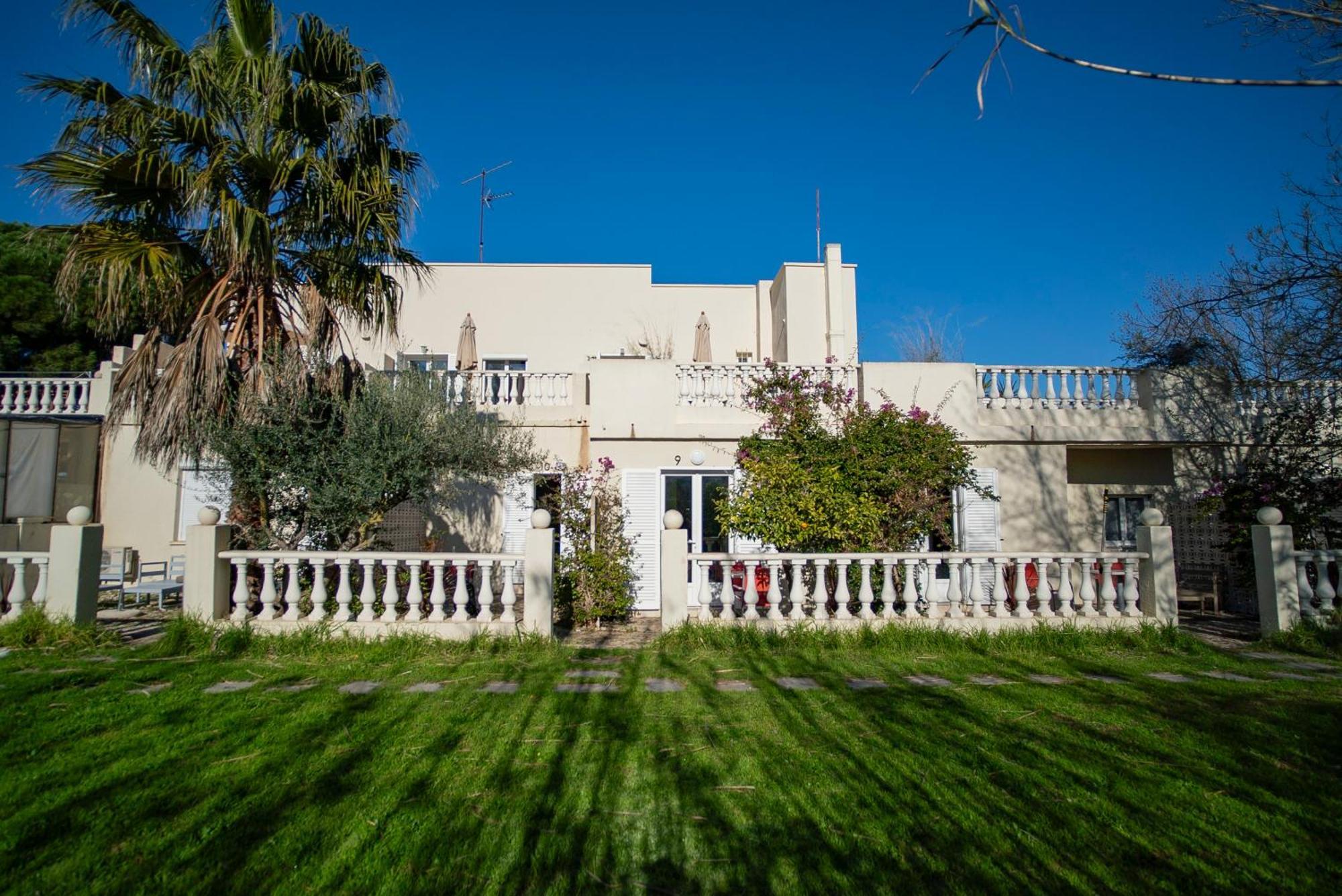 Hotel De La Mer Hyères Екстериор снимка