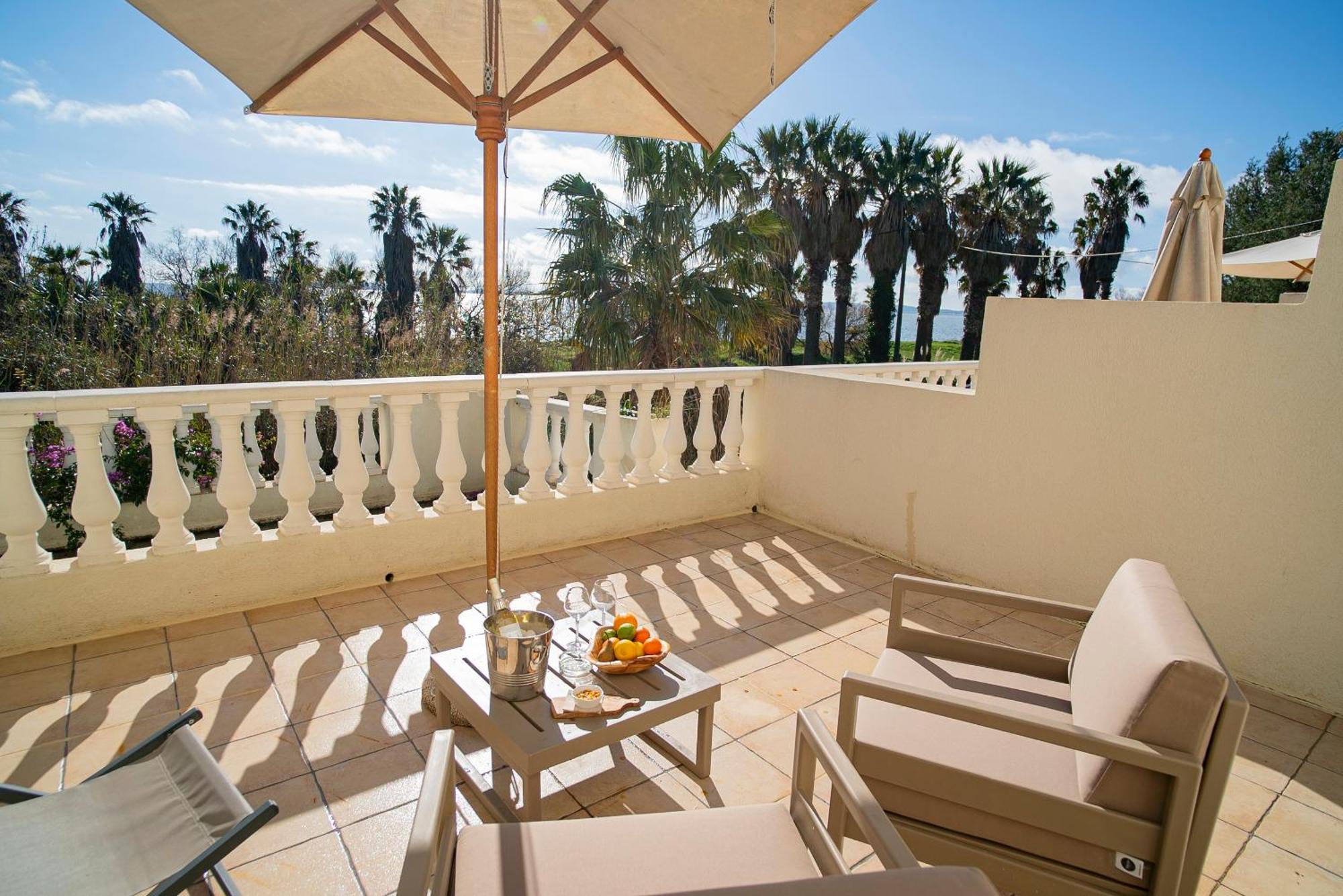 Hotel De La Mer Hyères Екстериор снимка